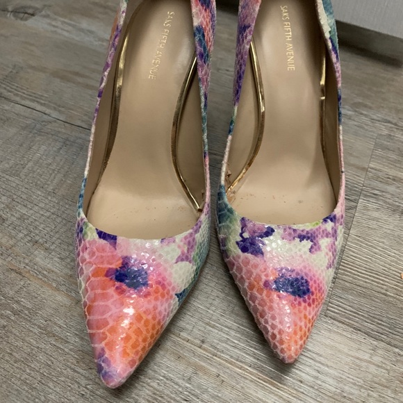 Saks Fifth Avenue Leather Heels - Picture 1 of 10